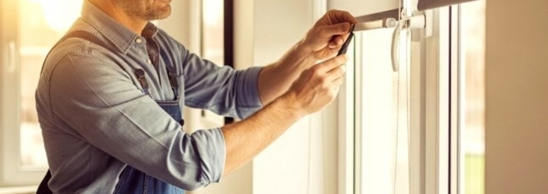 Монтаж рулонних штор (ролет): повне керівництво від експерта, як уникнути помилок